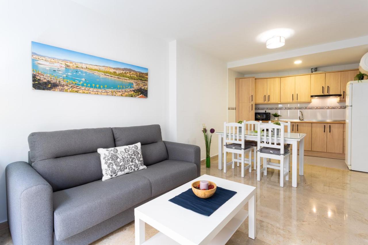 Holidays2Malaga Capuchinos French Balconies, Private Parking, Wifi & Air Con エクステリア 写真