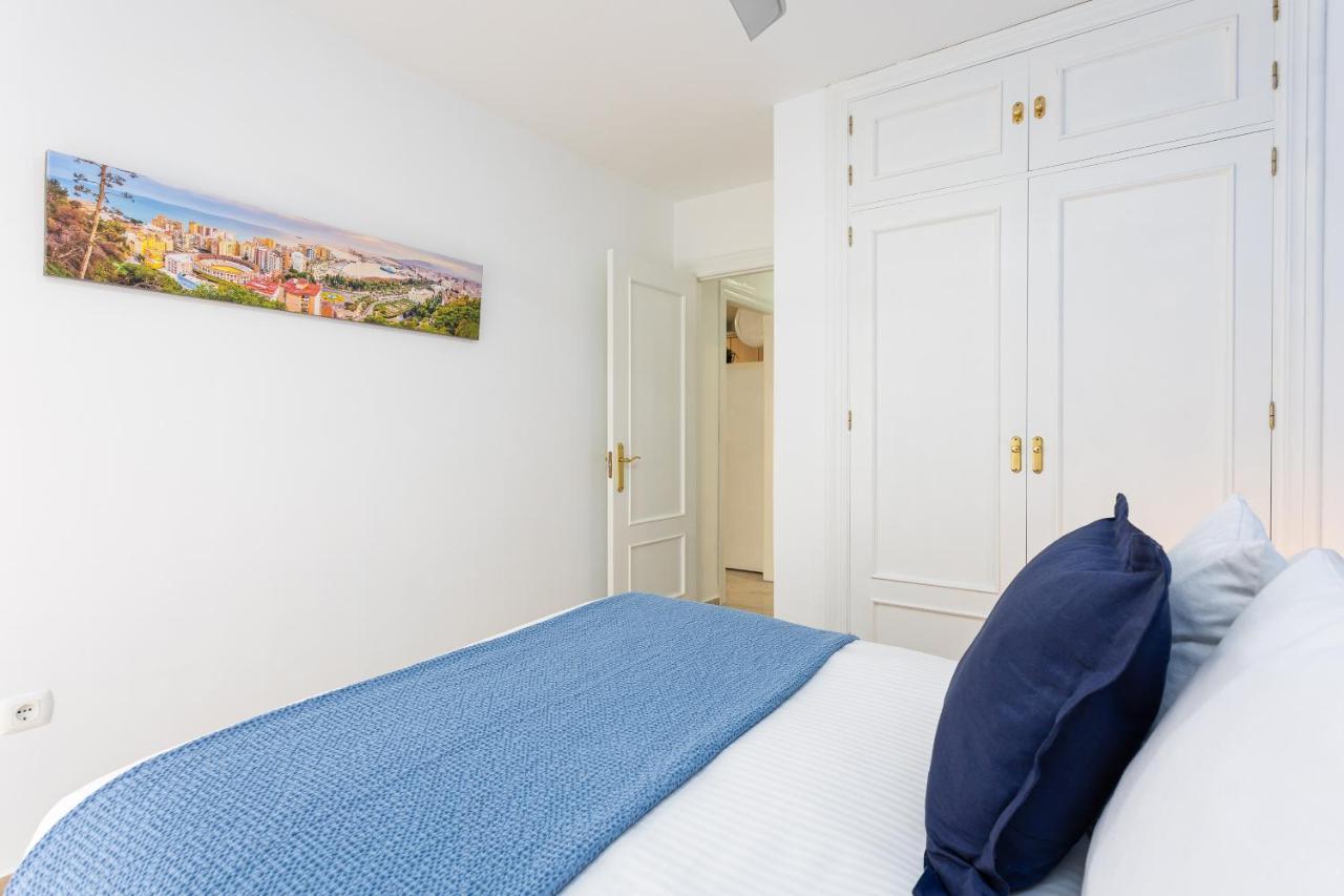Holidays2Malaga Capuchinos French Balconies, Private Parking, Wifi & Air Con エクステリア 写真